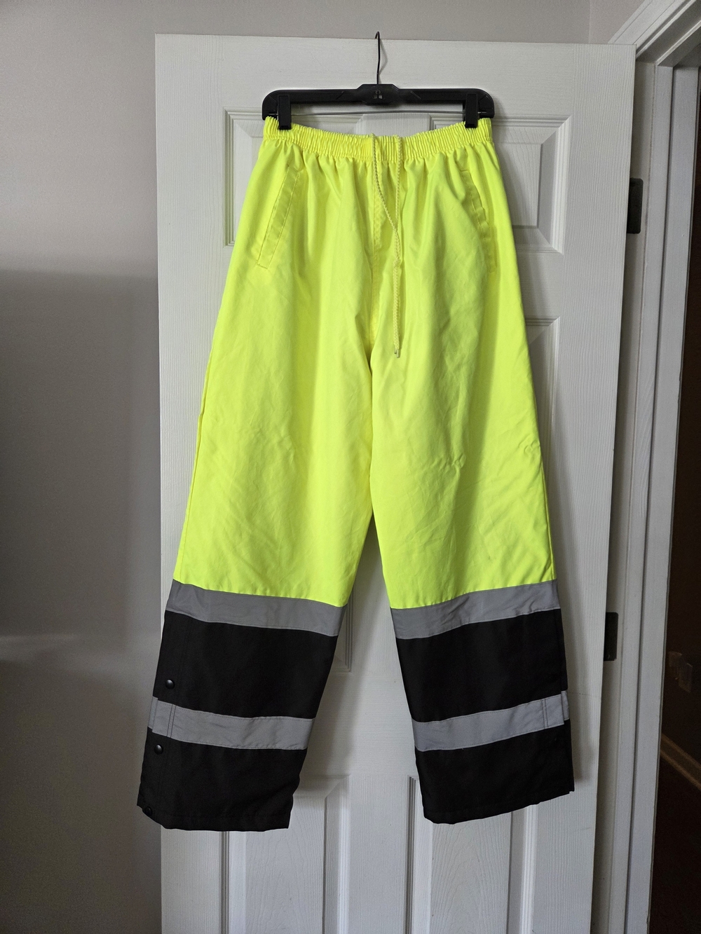 High-Visibility Men’s Safety Work Pants - Neon Yellow with Reflective Stripes